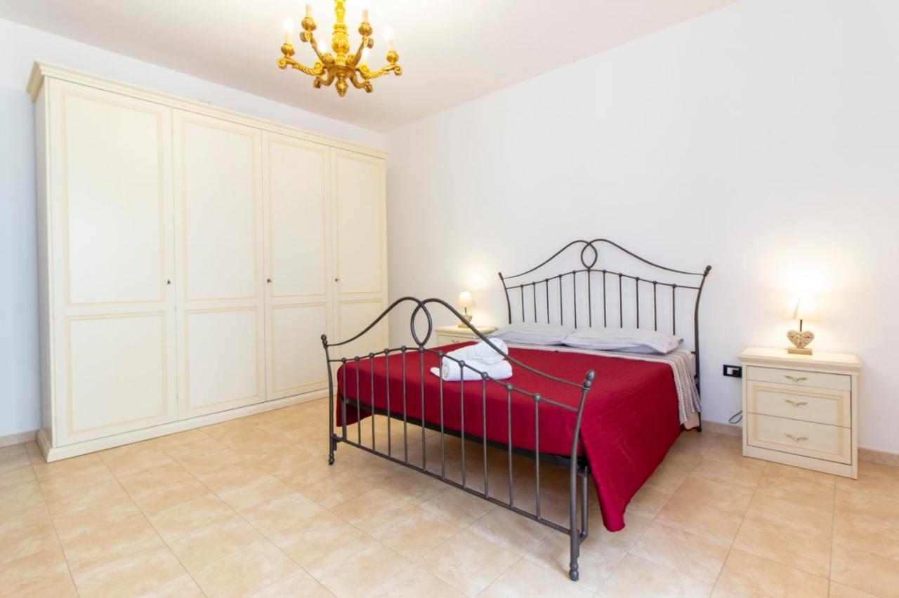Paoli 95 Apartment Alghero Bagian luar foto