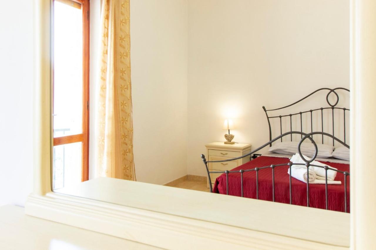 Paoli 95 Apartment Alghero Bagian luar foto
