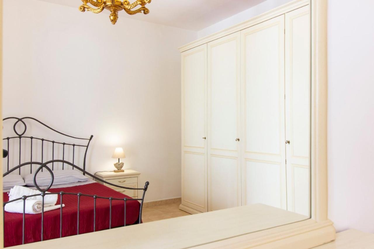 Paoli 95 Apartment Alghero Bagian luar foto