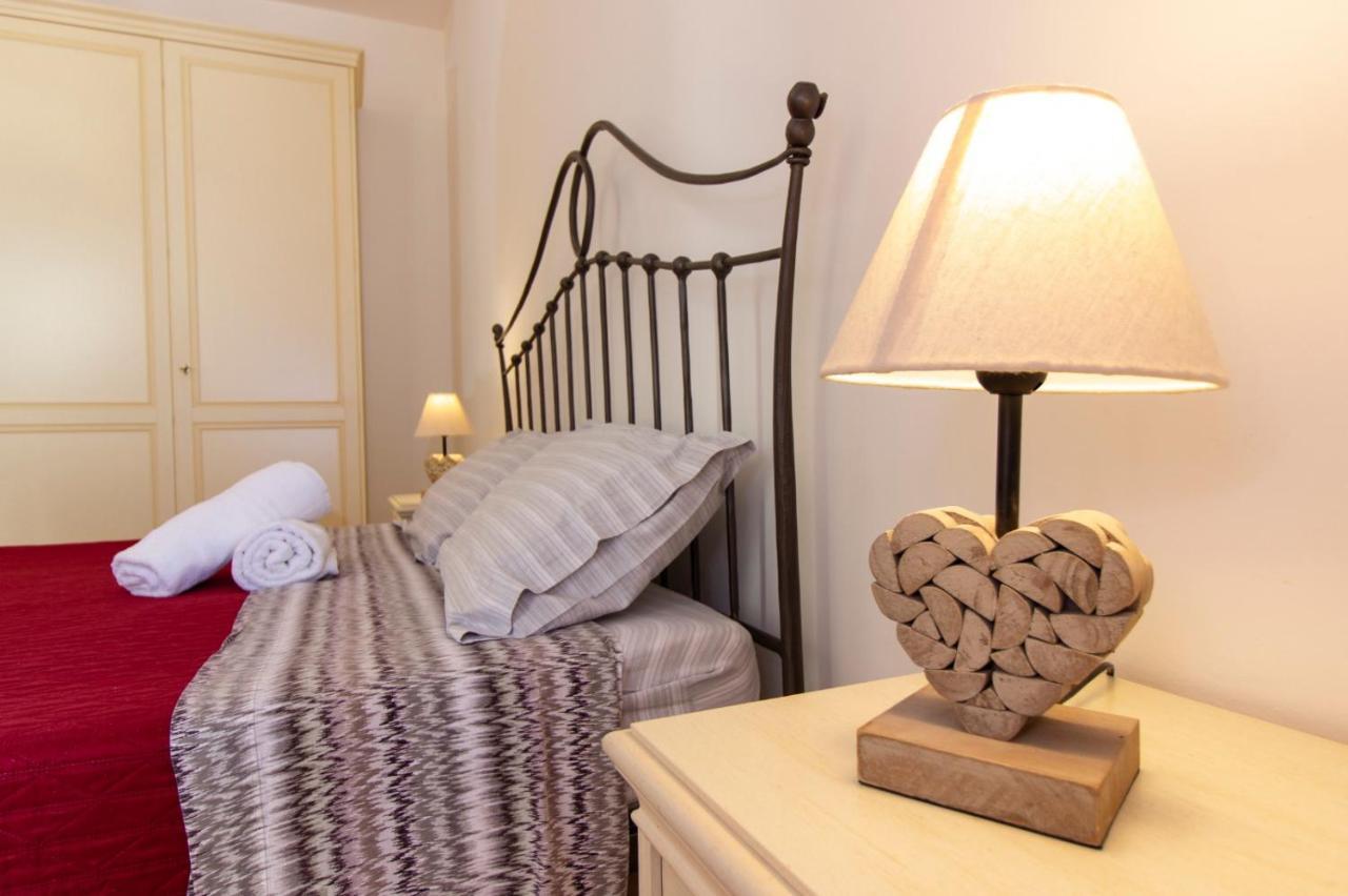 Paoli 95 Apartment Alghero Bagian luar foto
