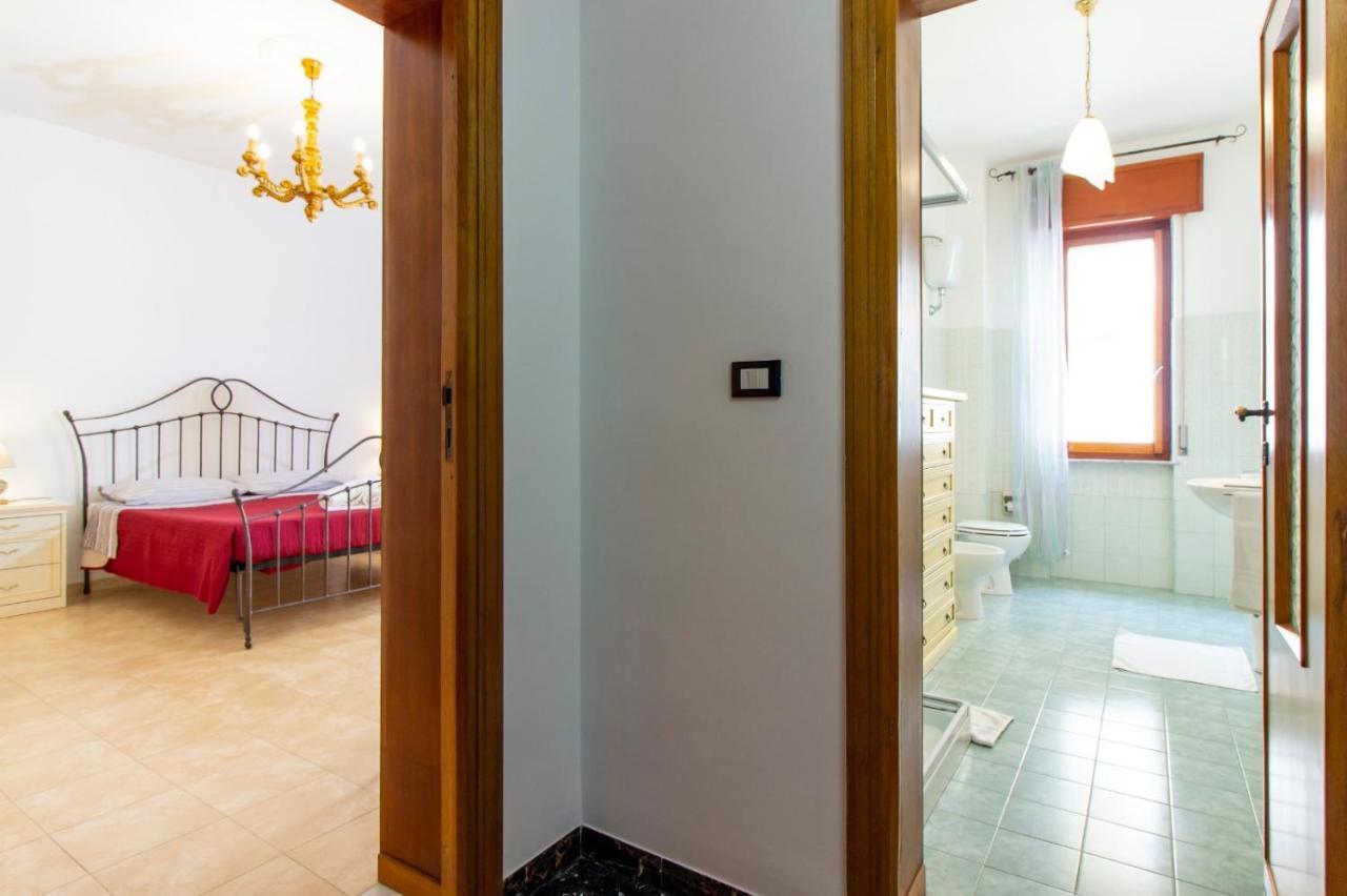 Paoli 95 Apartment Alghero Bagian luar foto